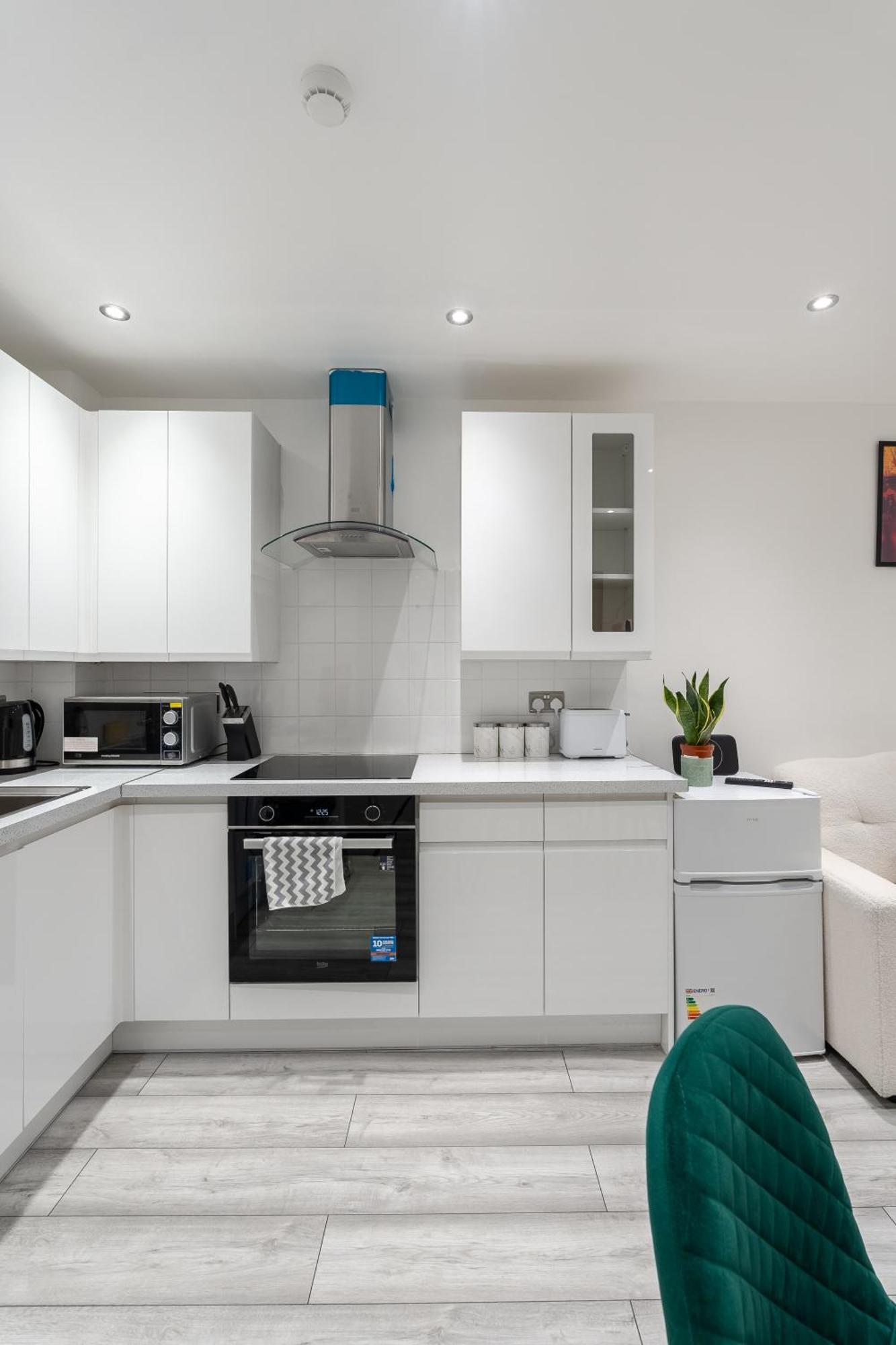 Beautiful Flat Near Central London - Entire Flat - Equipped Kitchen - Private Bathroom Exteriör bild