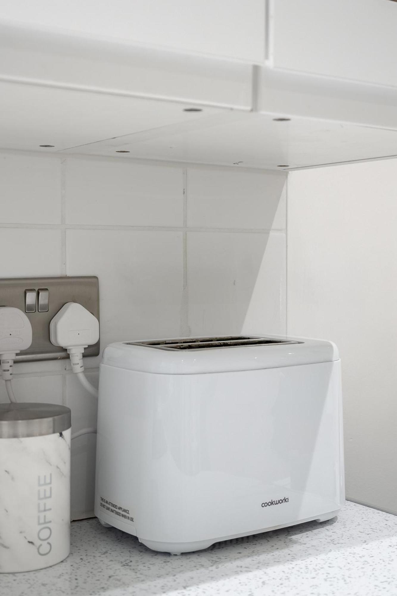 Beautiful Flat Near Central London - Entire Flat - Equipped Kitchen - Private Bathroom Exteriör bild