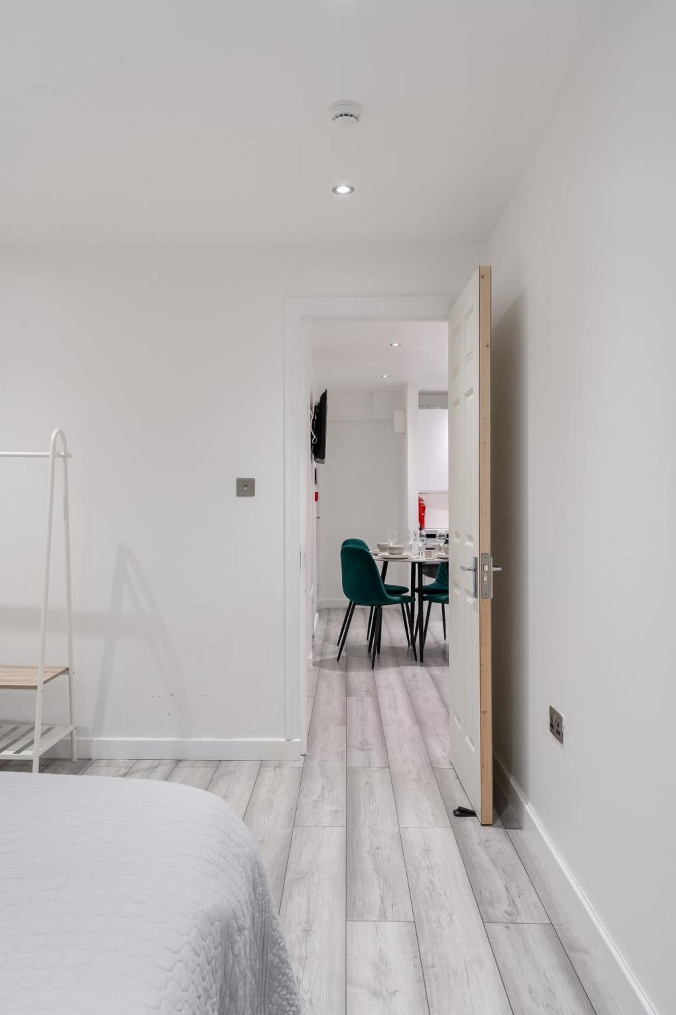 Beautiful Flat Near Central London - Entire Flat - Equipped Kitchen - Private Bathroom Exteriör bild