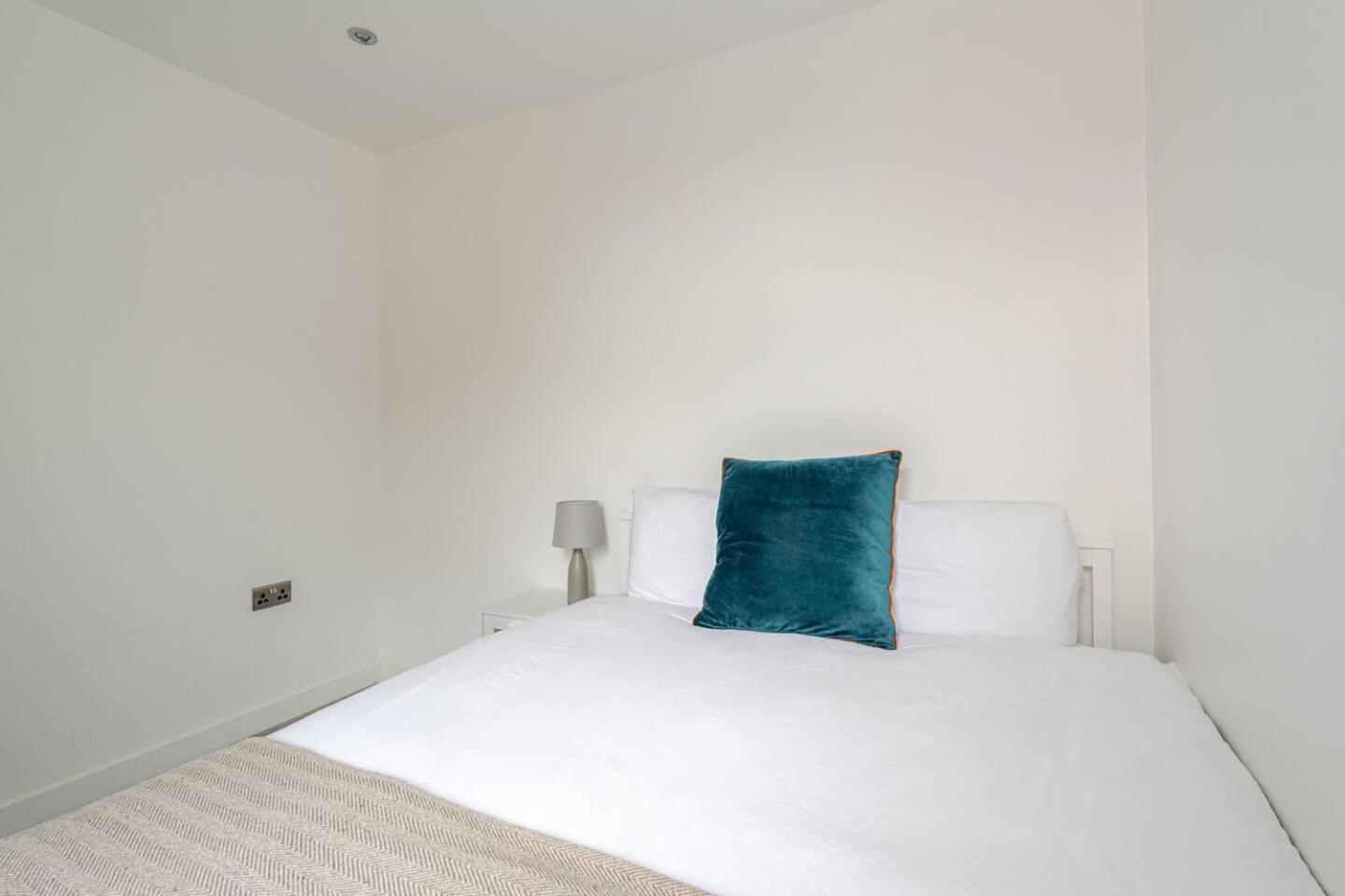 Beautiful Flat Near Central London - Entire Flat - Equipped Kitchen - Private Bathroom Exteriör bild