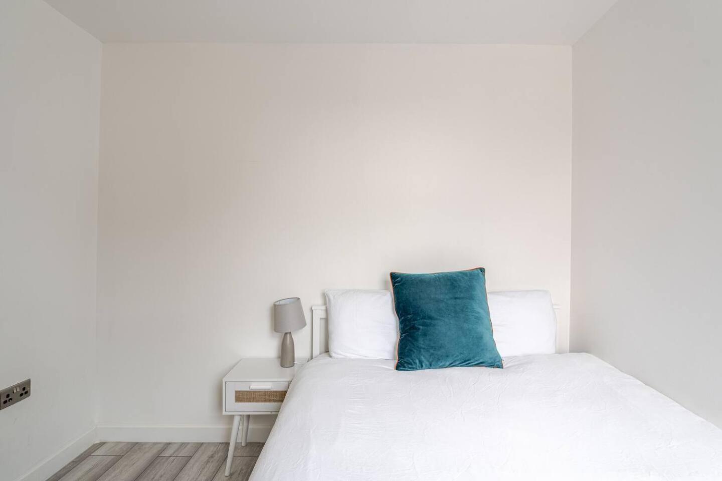 Beautiful Flat Near Central London - Entire Flat - Equipped Kitchen - Private Bathroom Exteriör bild